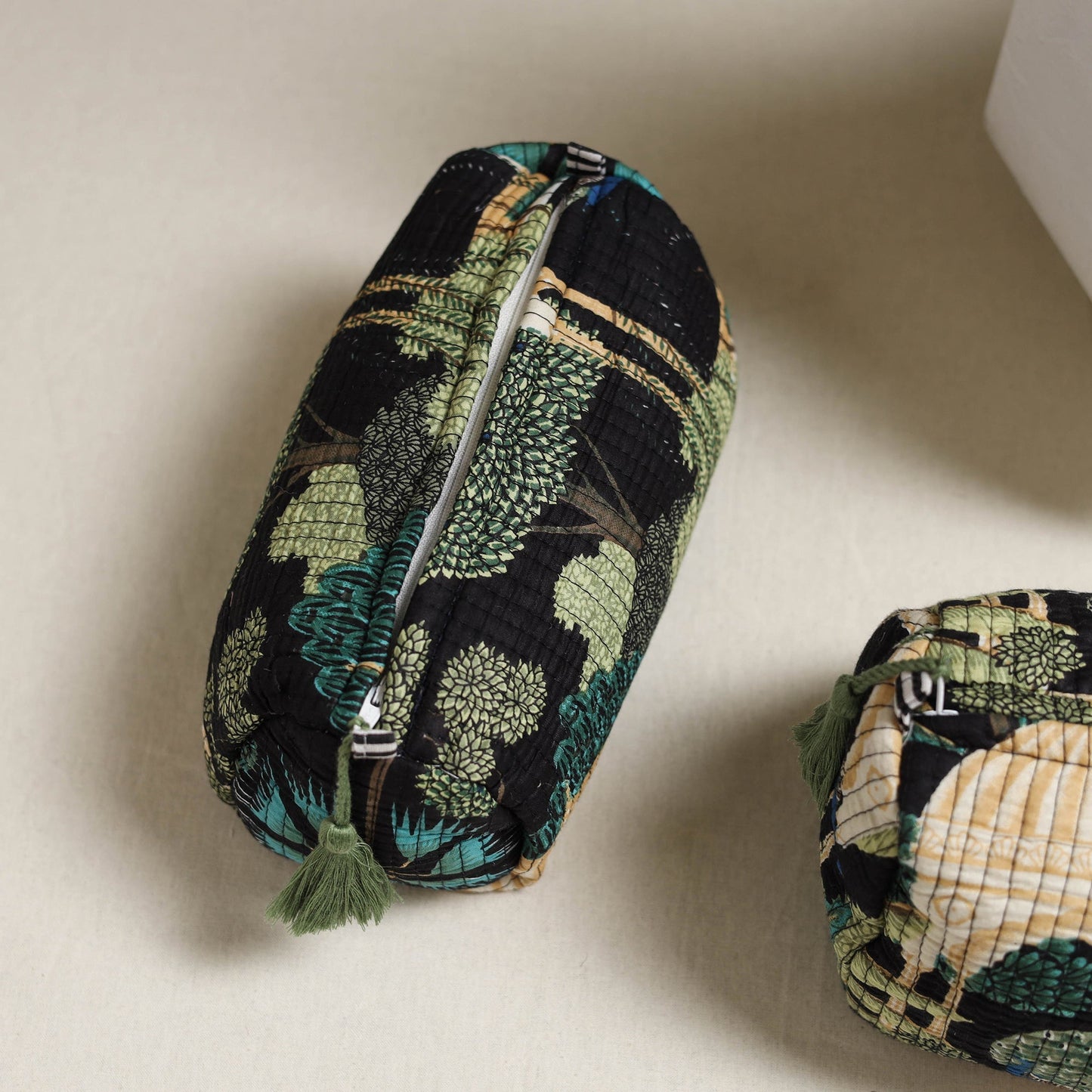 Floral hand block print quilted toiletry bags (set of 3) 17