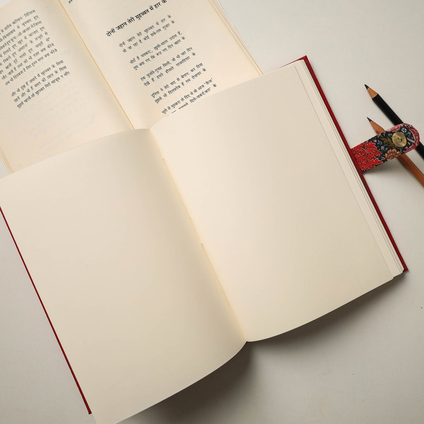 Buy Floral Printed Handmade Magnetic Closure Notebook Online at iTokri.com 