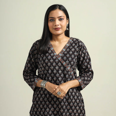 Buy Ajrakh Hand Block Printed Cotton Kurta Online at iTokri.com