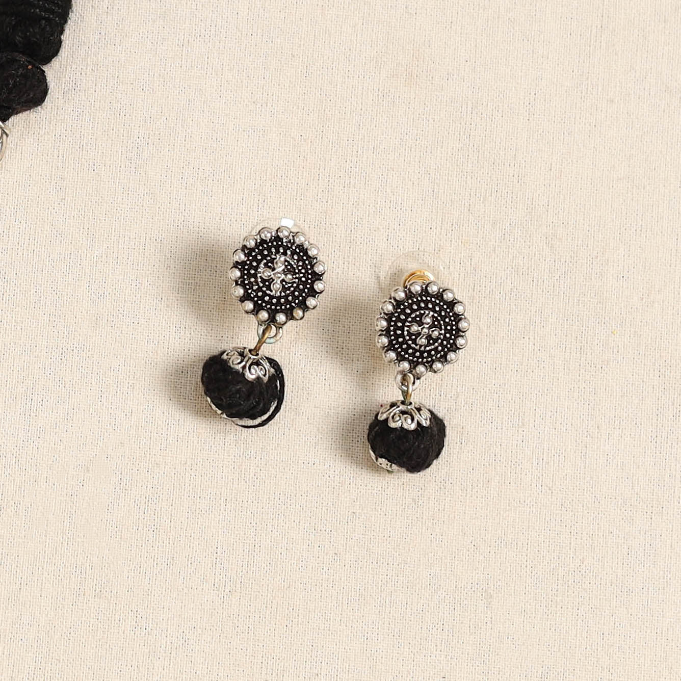 Black - german silver necklace set with beads 47