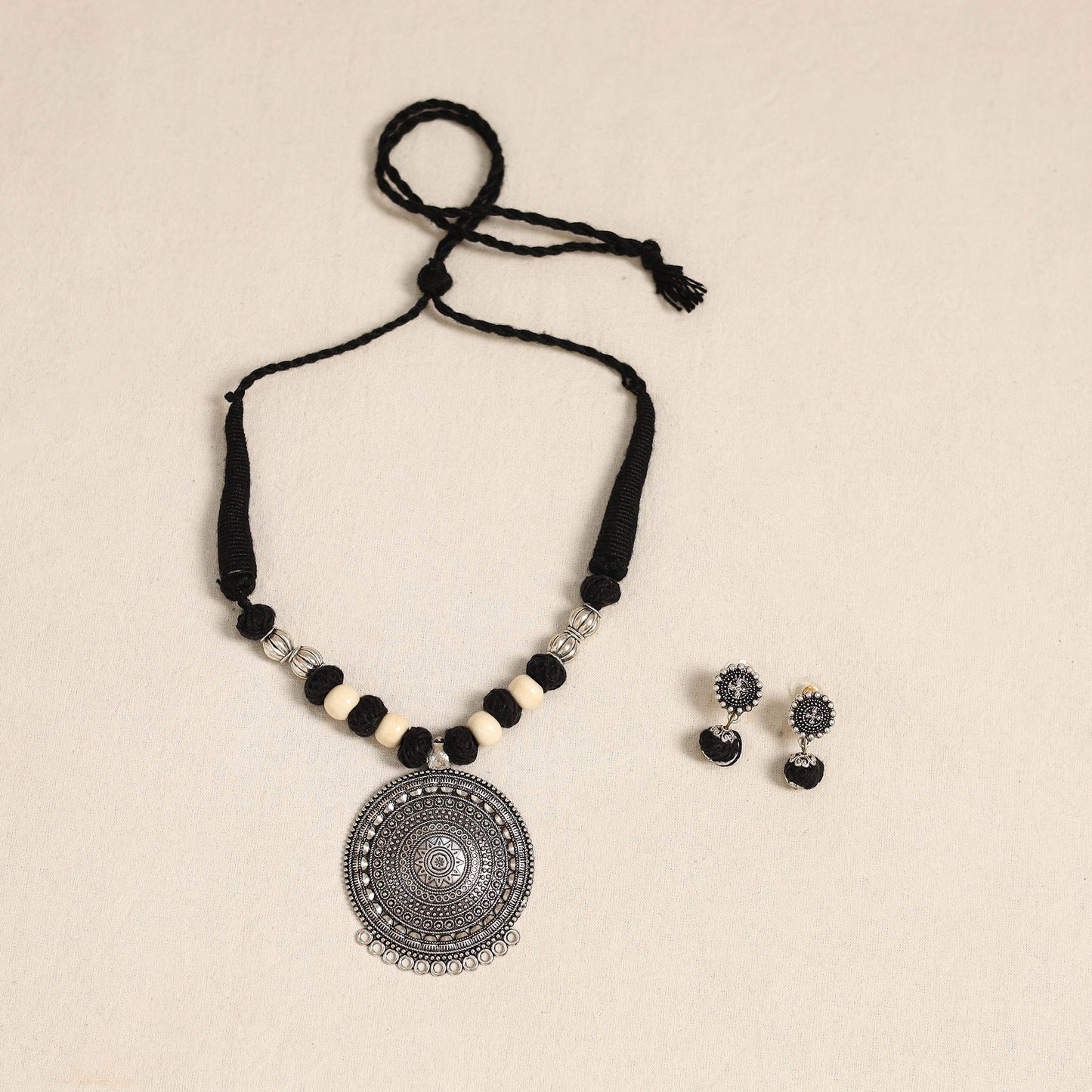 Black - german silver necklace set with beads 47