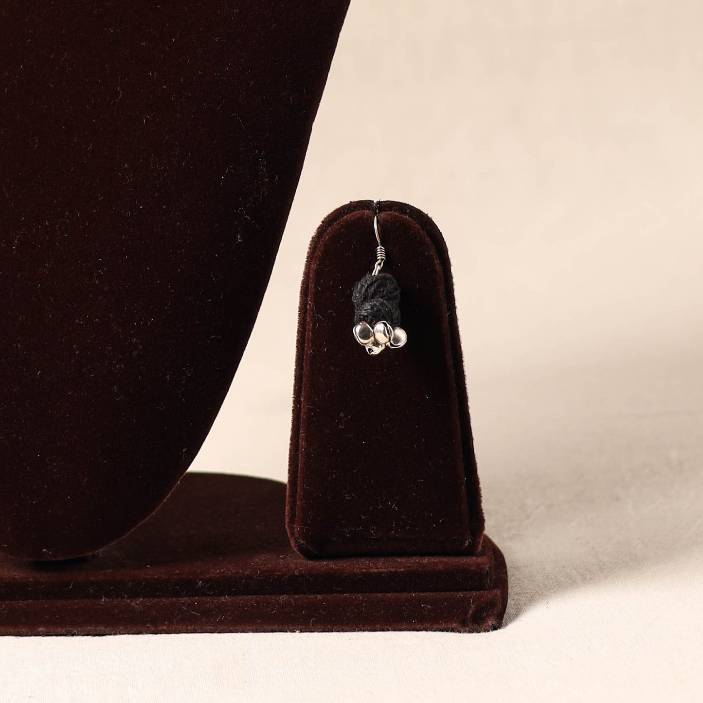 Black German Silver Thread Beads Necklace Set