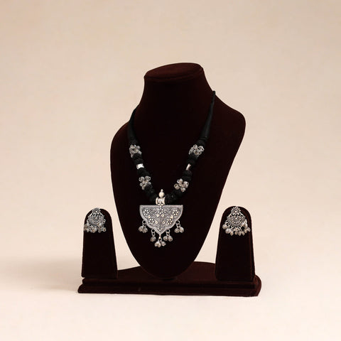 Black German Silver Thread Beads Necklace Set