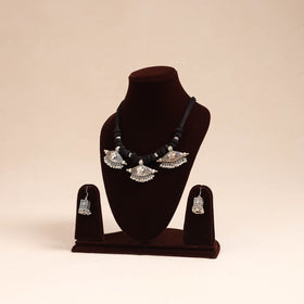 Black - german silver thread beads necklace set 71