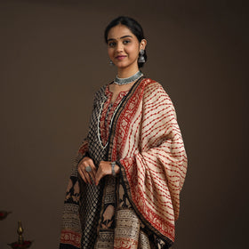 Black - gota work chanderi silk bagru kurta set (set of 3)