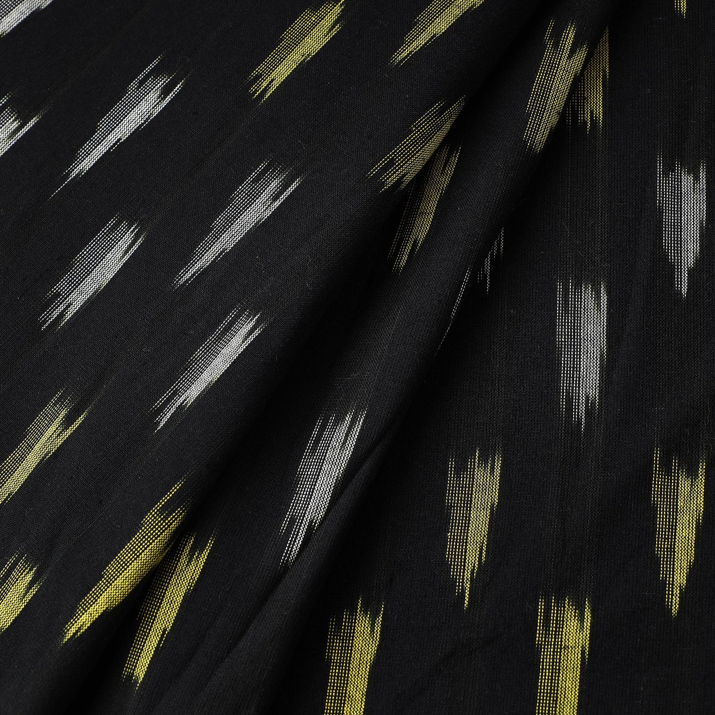 Buy Grey & Green Feather Motifs Pochampally Ikat Weave Cotton Fabric Online at iTokri.com