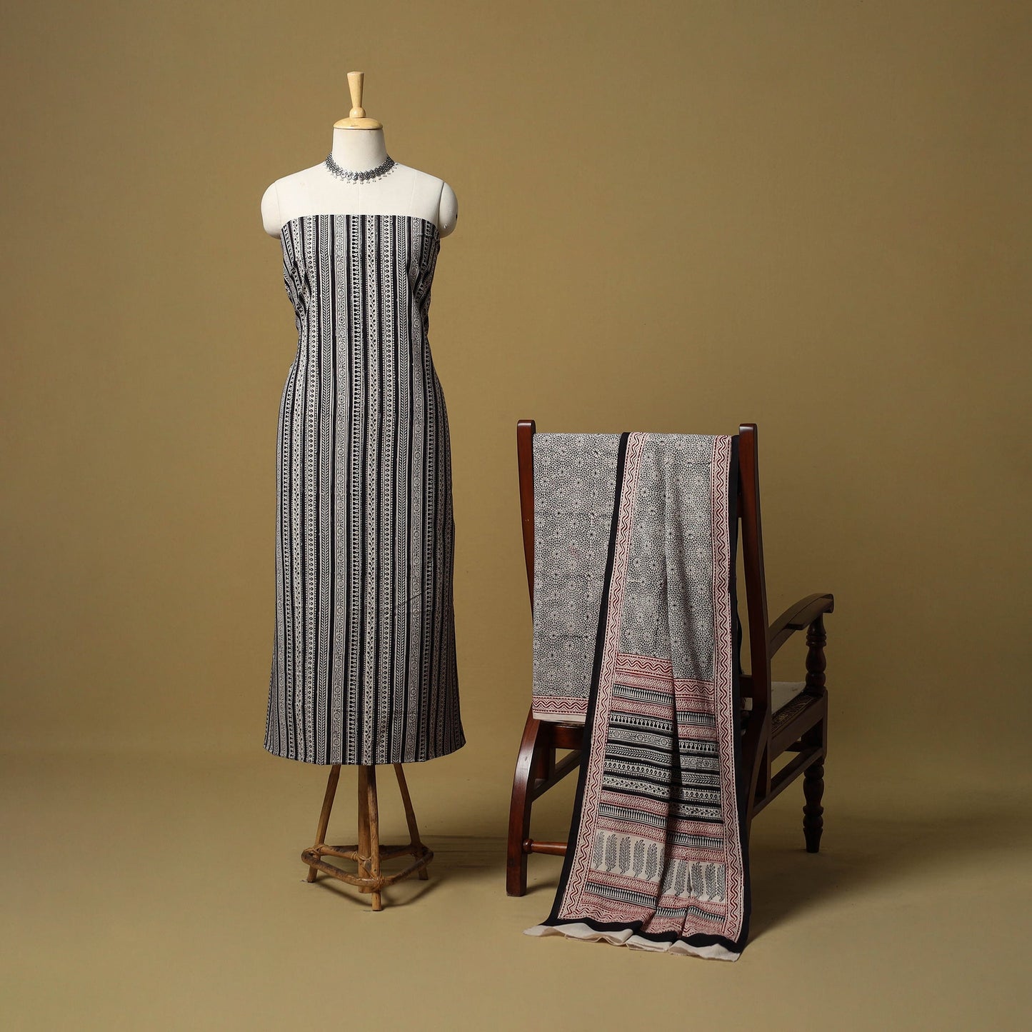 Black - hand bagh natural dyed cotton 3pc unstitched dress