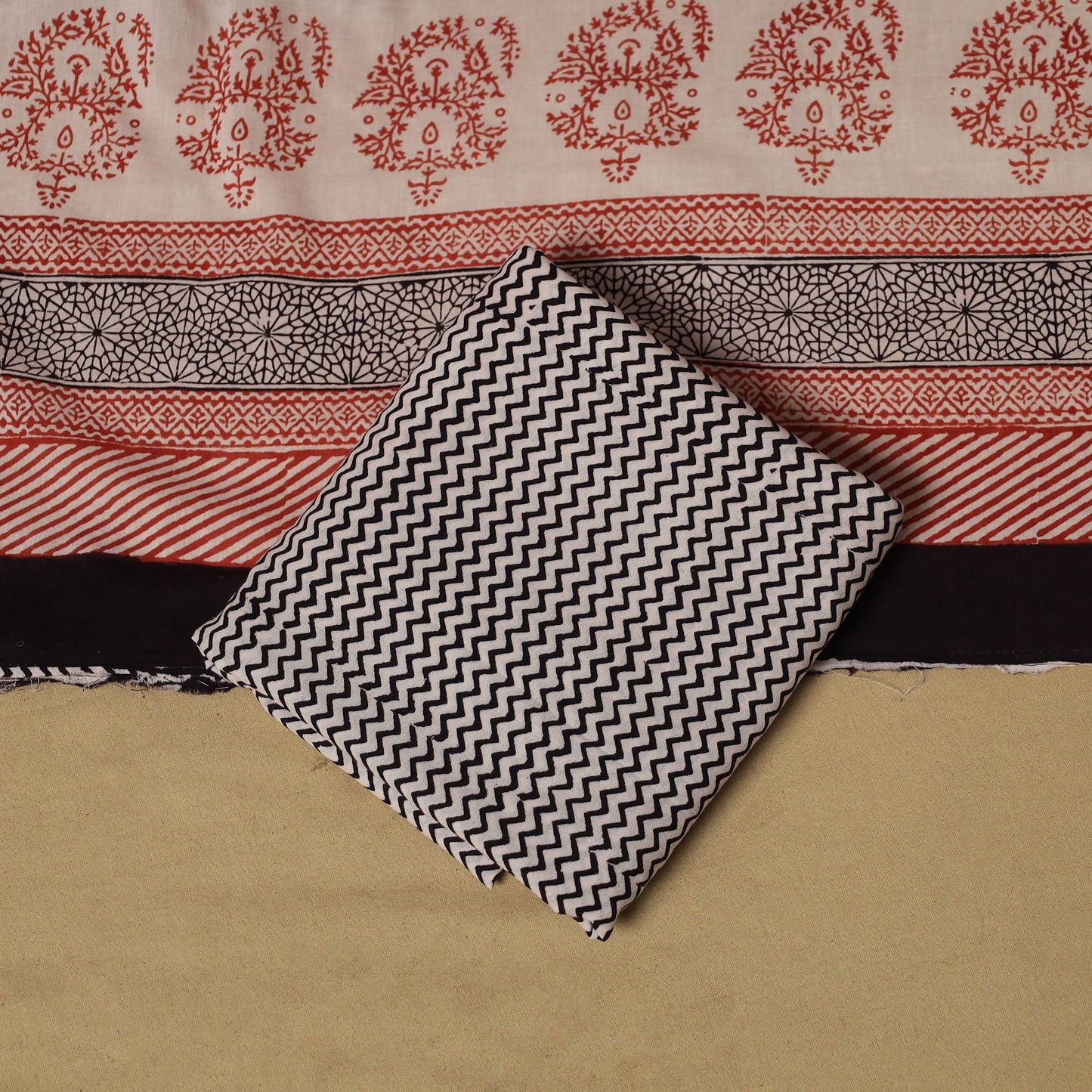 Black - hand bagh natural dyed cotton 3pc unstitched dress