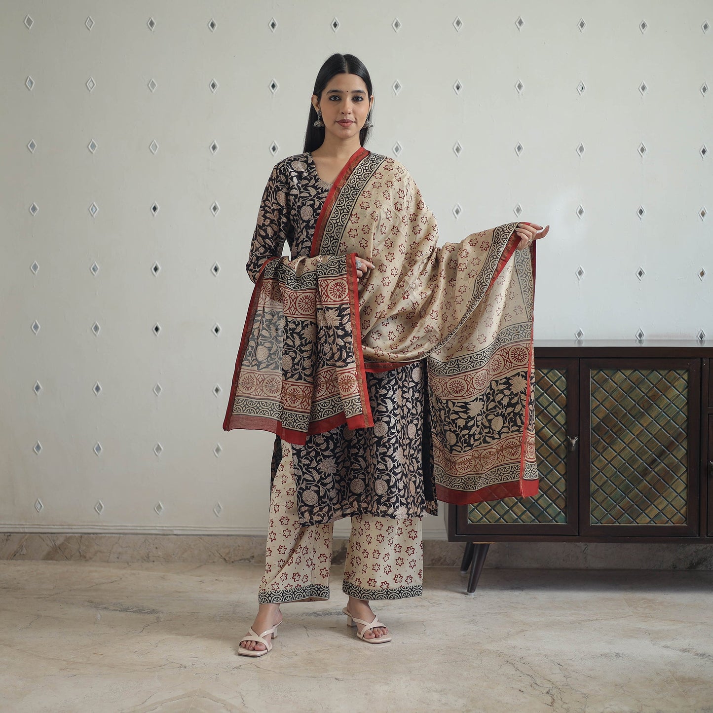 Buy Black Hand Block Bagru Print Chanderi Silk Kurta Set