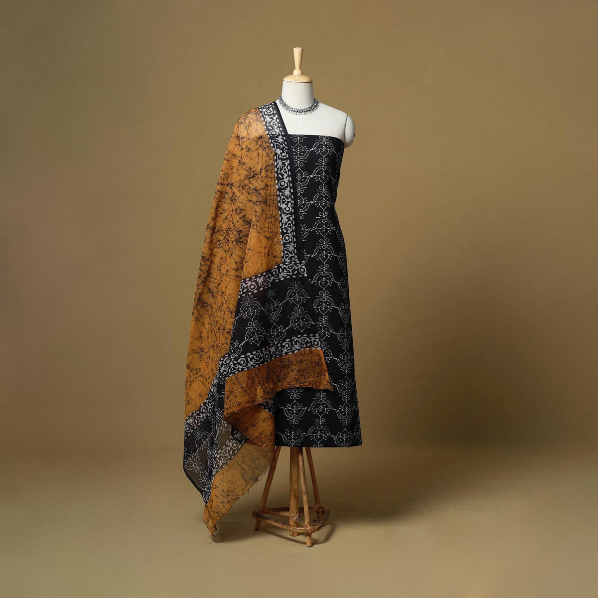 Hand batik cotton 3pc unstitched dress material 02