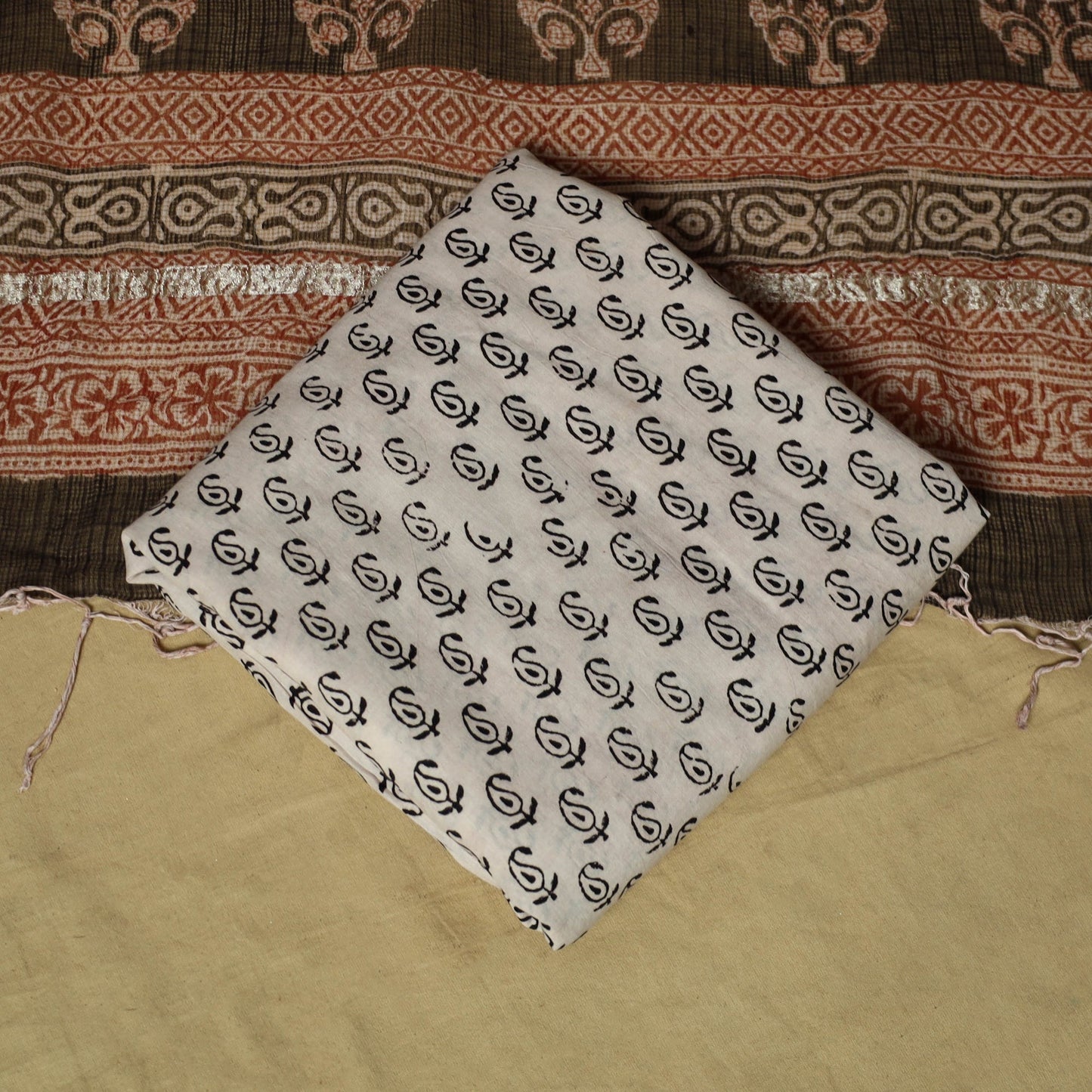 Hand block bagh print cotton 3pc unstitched dress material