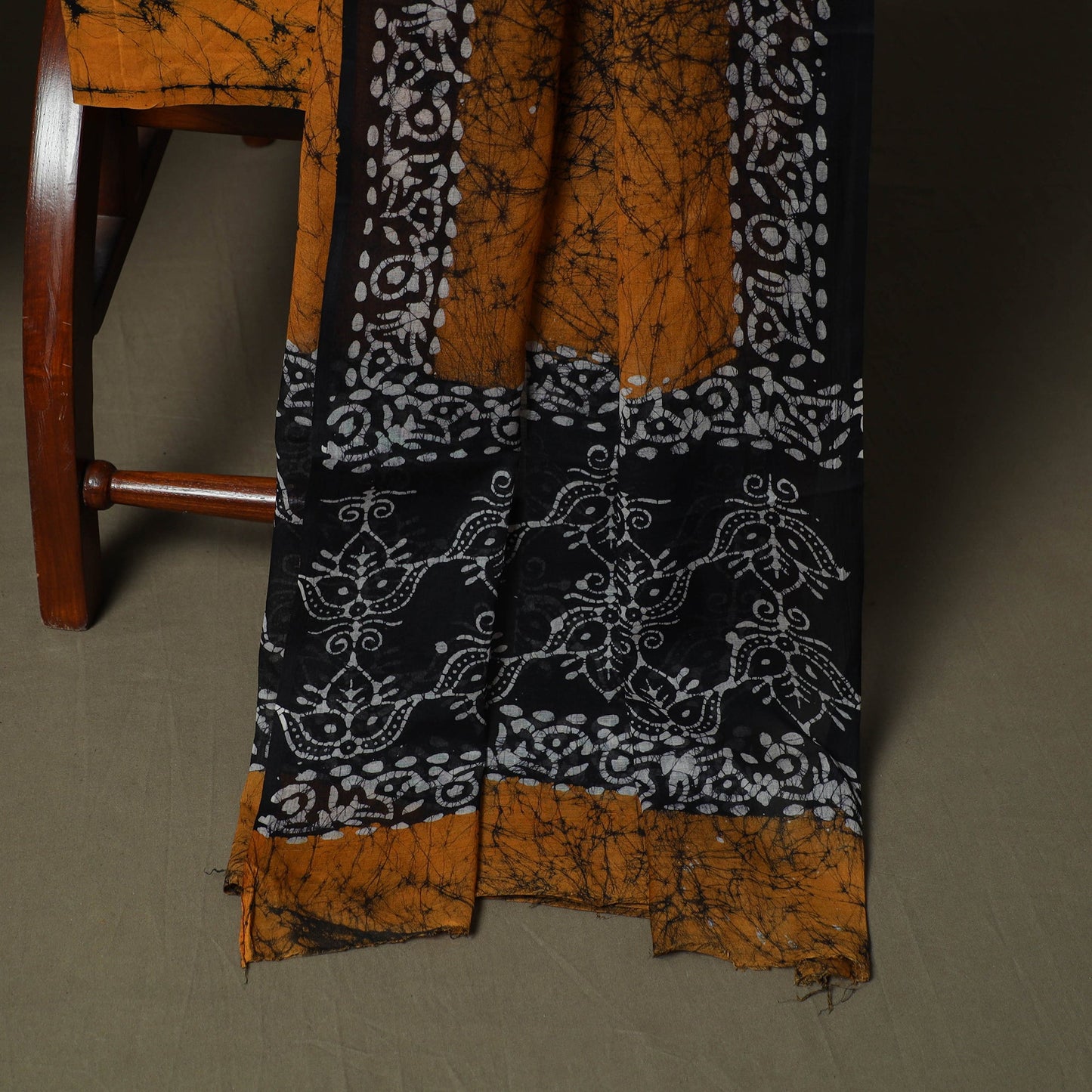 Hand batik cotton 3pc unstitched dress material 34