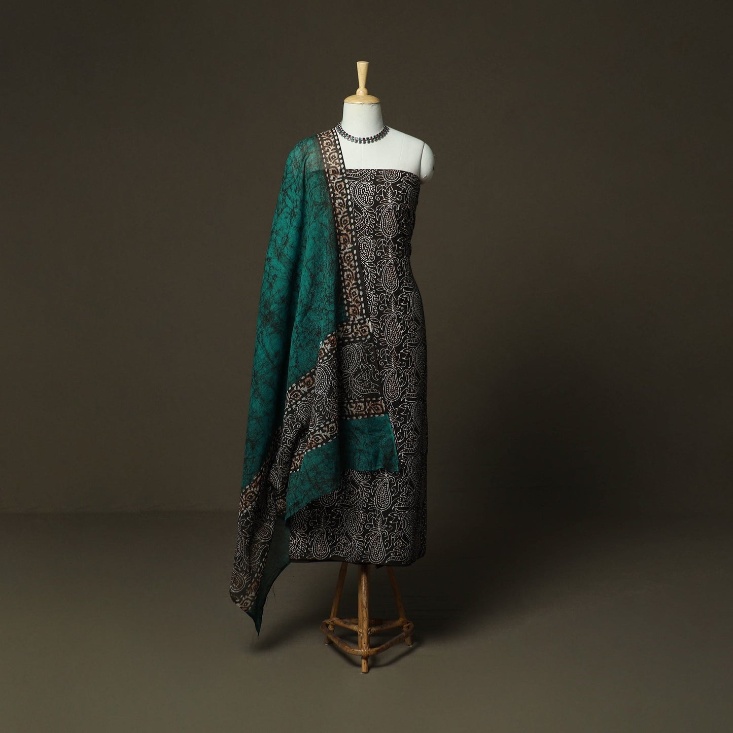 Hand batik cotton 3pc unstitched dress material 39