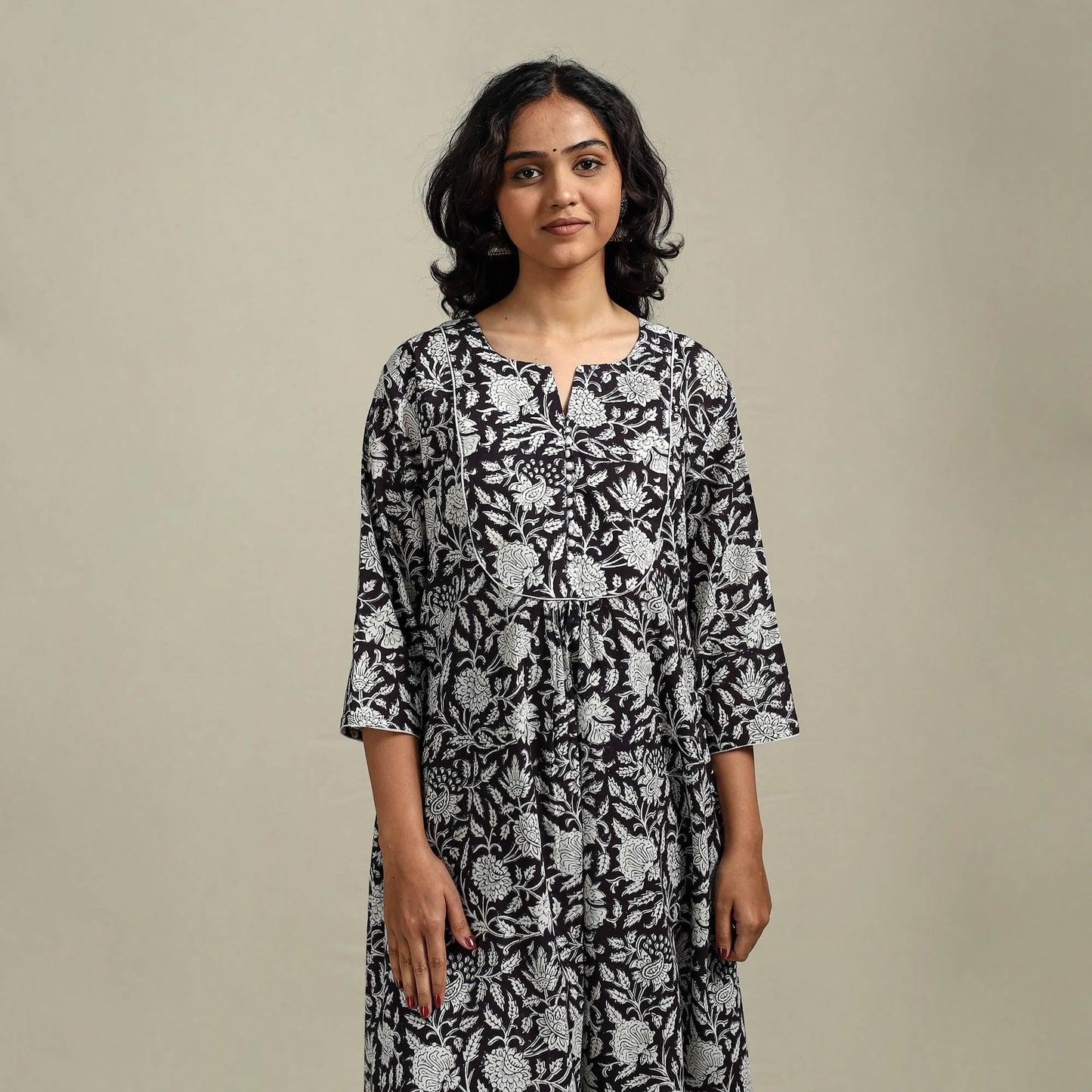 Hand cotton a-line sanganeri kurta for women 02