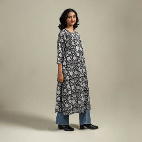 Hand cotton a-line sanganeri kurta for women 02