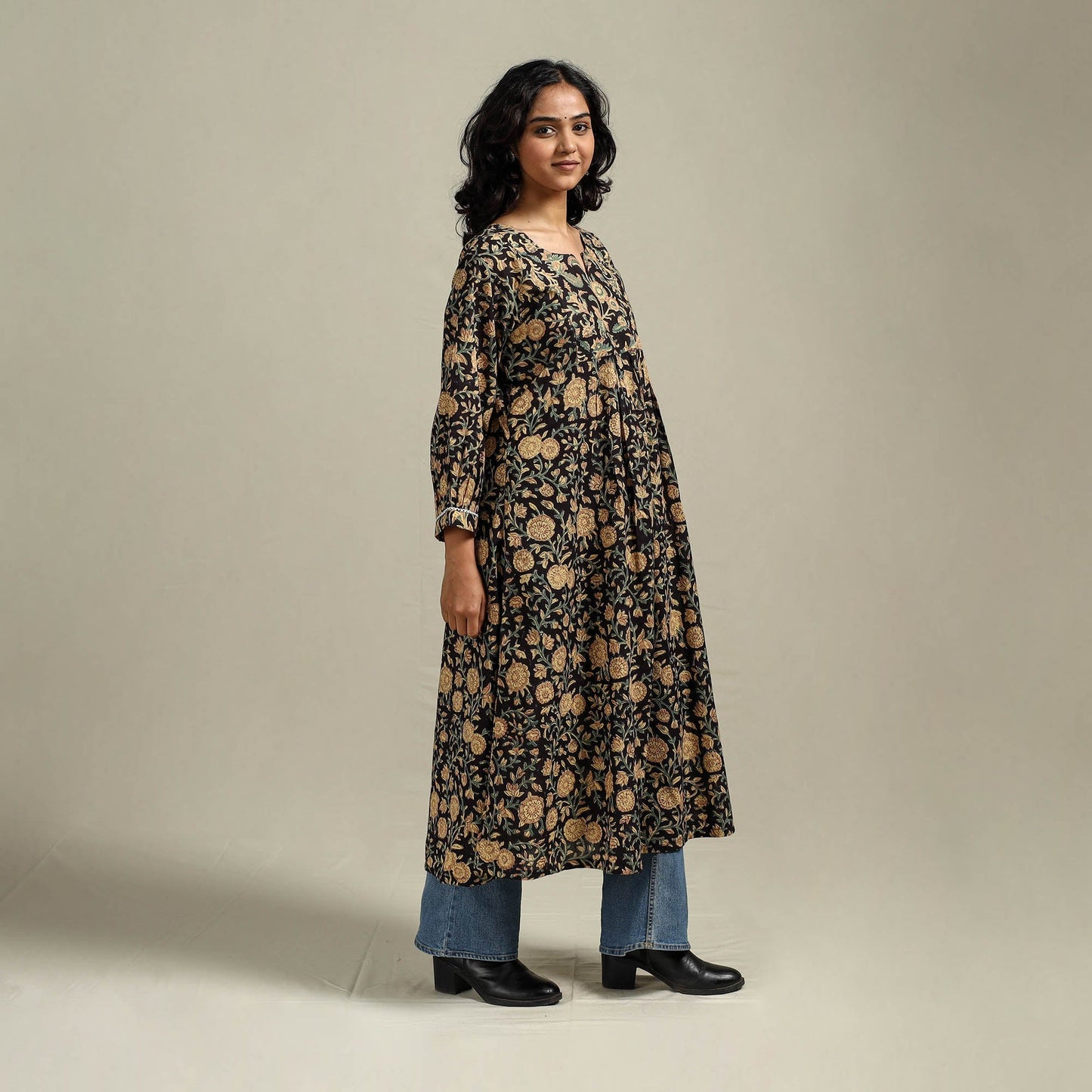 Hand cotton a-line sanganeri kurta for women 09