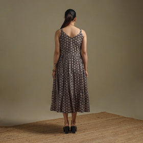 Hand natural dyed cotton tiered bagru dress 05 - handcrafted