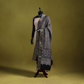 Hand natural dyed dola silk zari border dupatta