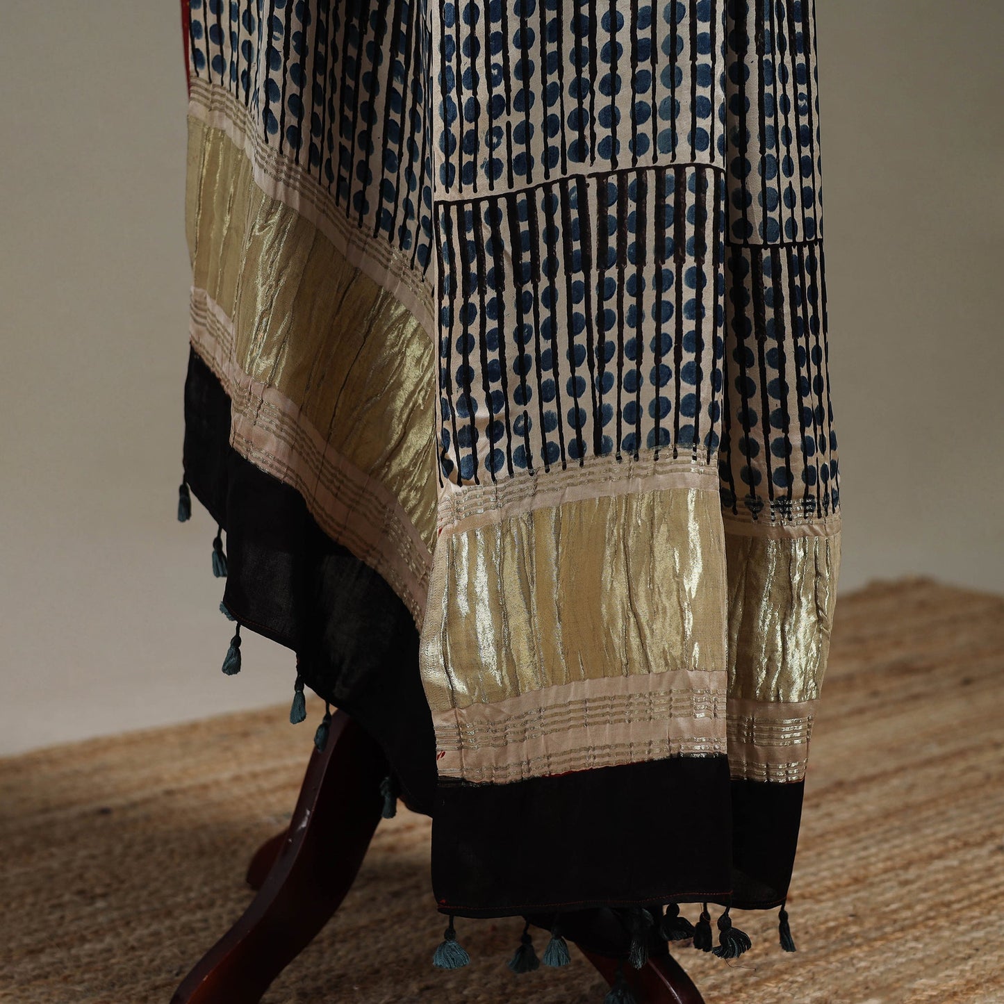 Hand natural dyed modal silk dupatta with lagdi patta 27