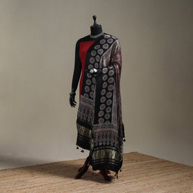 Hand natural dyed modal silk dupatta with lagdi patta 37