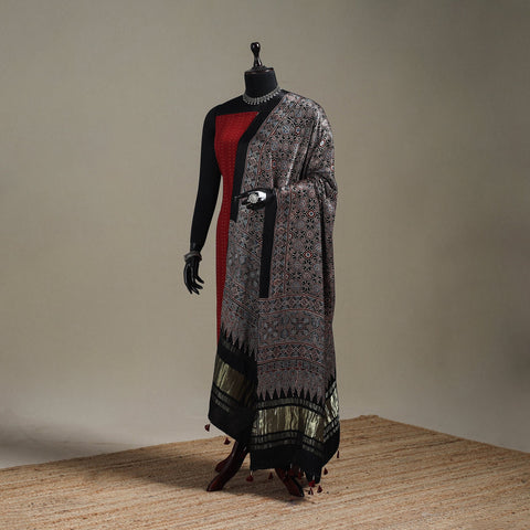 Hand natural dyed modal silk dupatta with lagdi patta 40