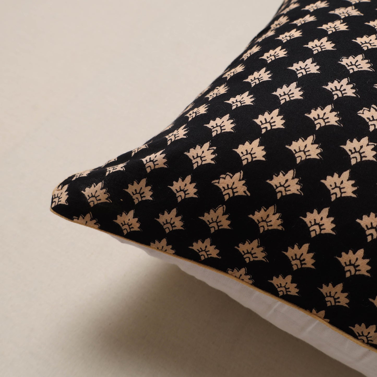 Hand sanganeri cushion cover 10 - handcrafted