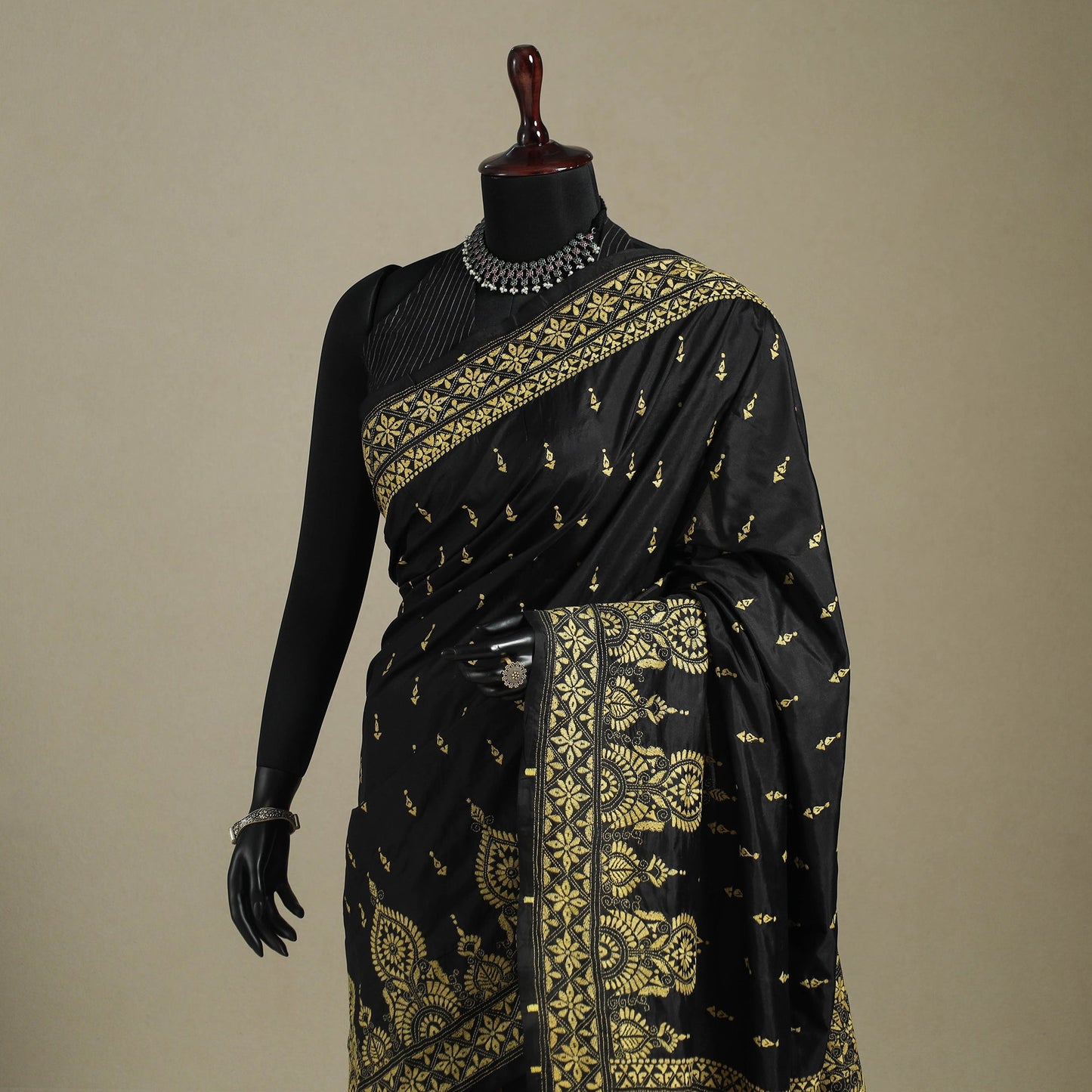 Black - hand embroidery bangalore silk handloom bengal