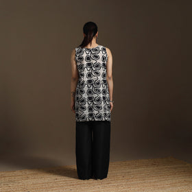 Hand embroidery cotton batik short kurta for women 06