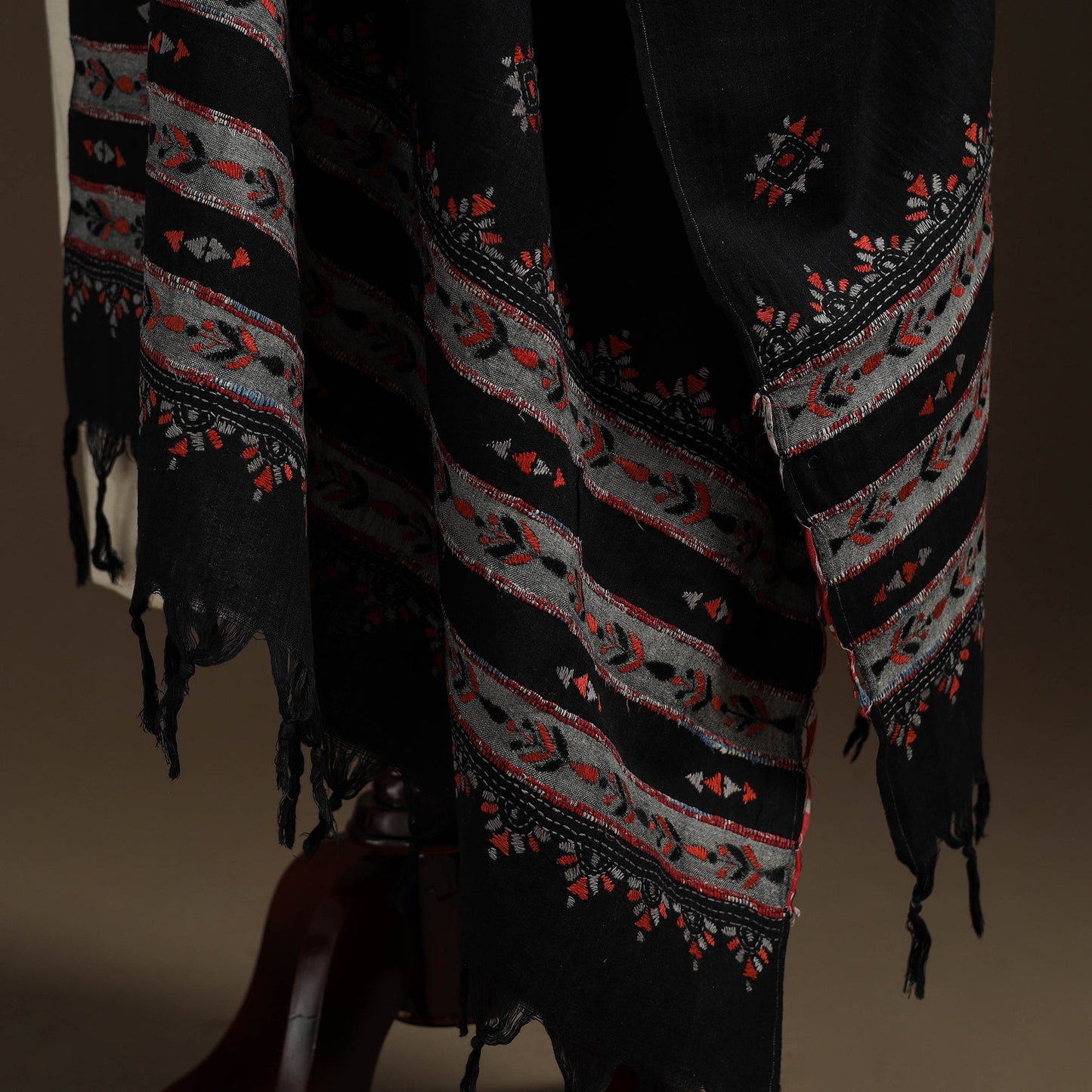 Black Hand Embroidery Khes Handwoven Cotton Kantha Dupatta