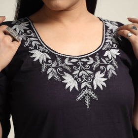 Buy Plain Dyed Hand Embroidery Cotton Long Kurta Online at iTokri.com