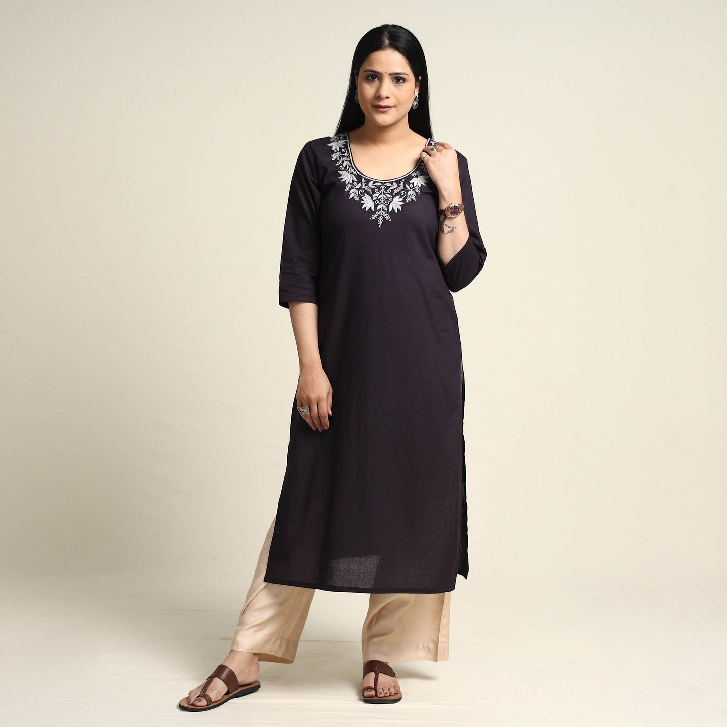 Buy Plain Dyed Hand Embroidery Cotton Long Kurta Online at iTokri.com