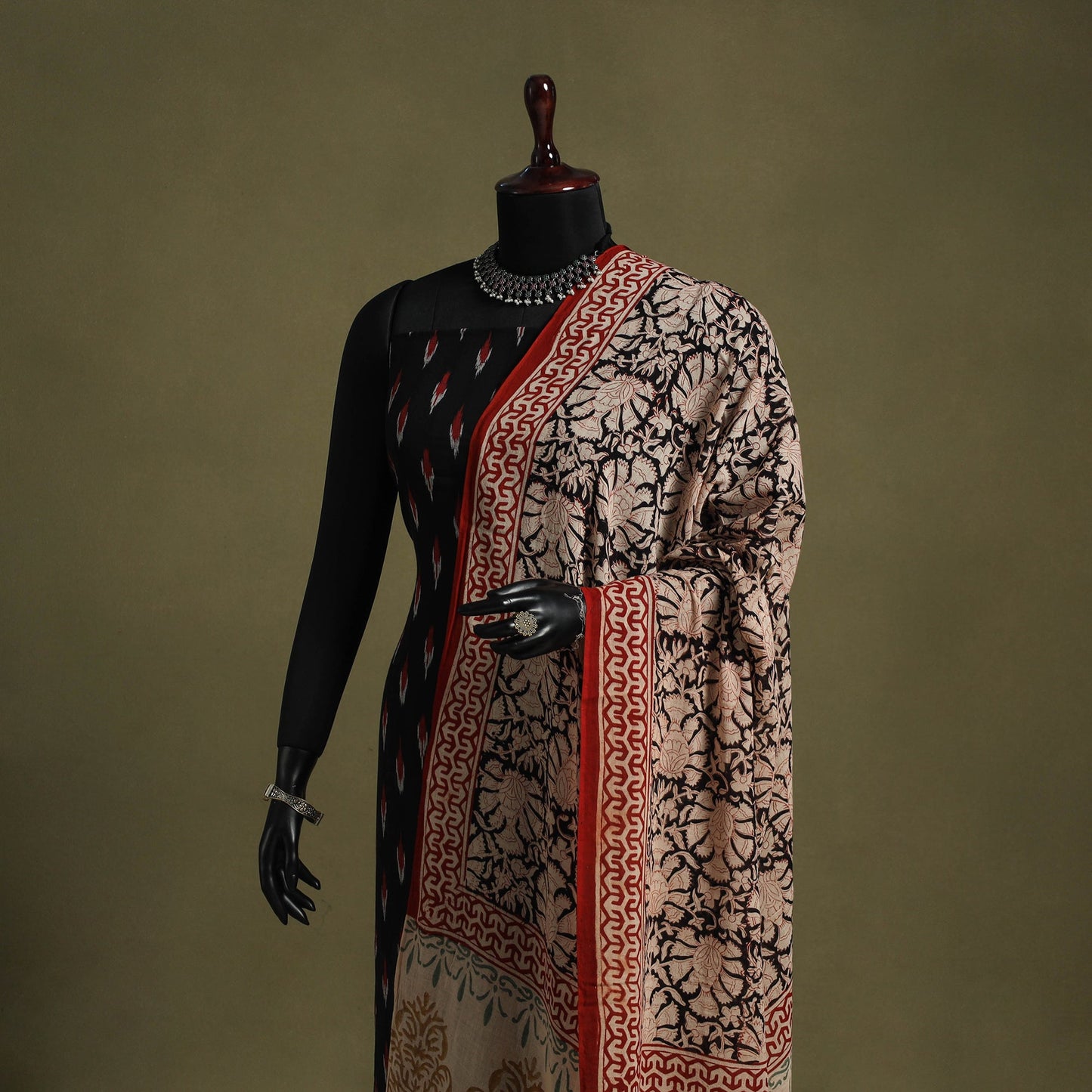 Black - hand mul cotton bagru dupatta 35 - handcrafted