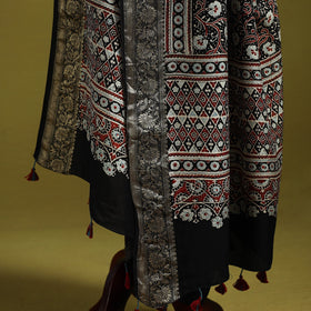 Hand natural dyed dola silk zari border dupatta