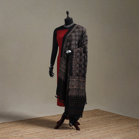 Hand natural dyed handloom cotton dupatta with tassels 44