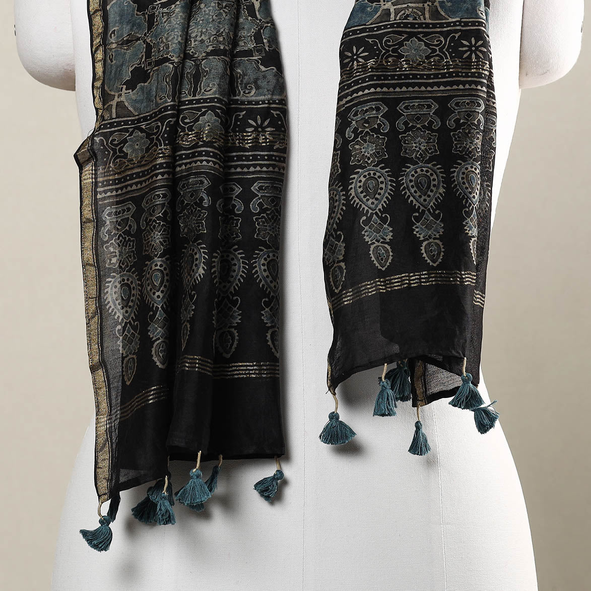  Ajrakh Hand Block Printed Chanderi Silk Handloom Stole with Tassels Online at iTokri.com