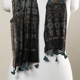  Ajrakh Hand Block Printed Chanderi Silk Handloom Stole with Tassels Online at iTokri.com