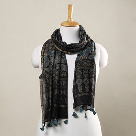  Ajrakh Hand Block Printed Chanderi Silk Handloom Stole with Tassels Online at iTokri.com