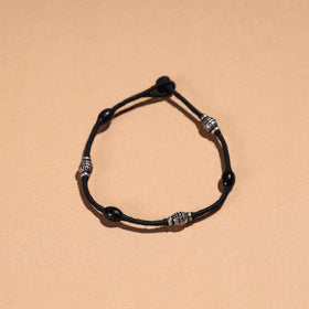 Black Handcrafted Bead & Thread Work Patwa Anklet