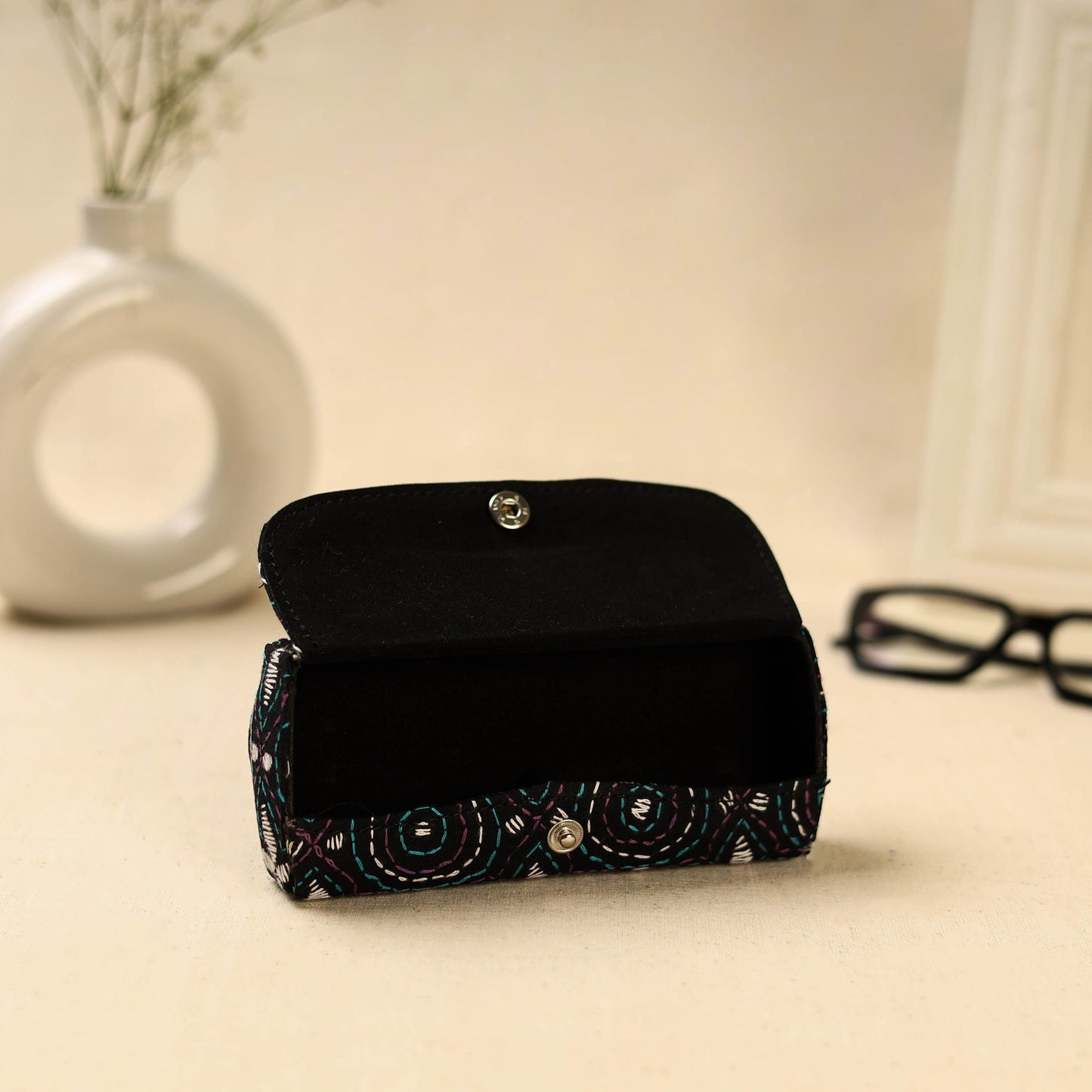 Black Handcrafted Bengal Kantha Work Spectacle Case