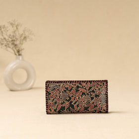 Handcrafted embossed leather wallet 43