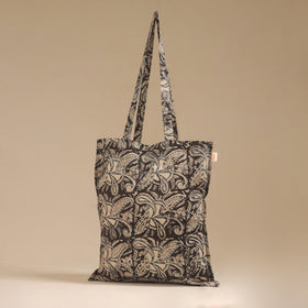 Handcrafted fabric jhola bag 10