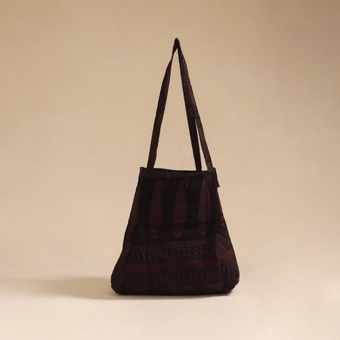 Handcrafted fabric jhola bag 129