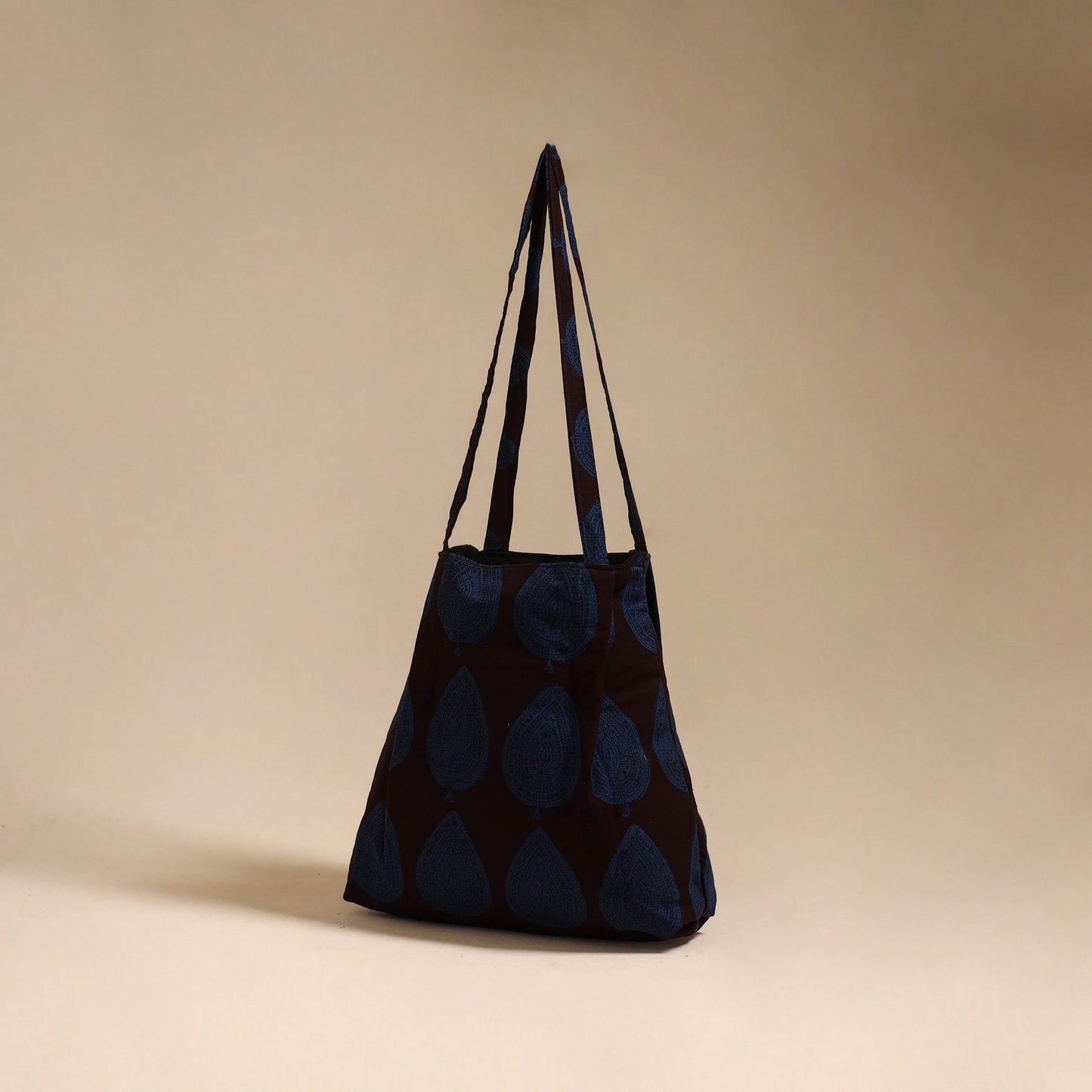 Handcrafted fabric jhola bag 23