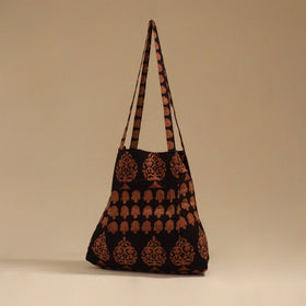 Handcrafted fabric jhola bag 24