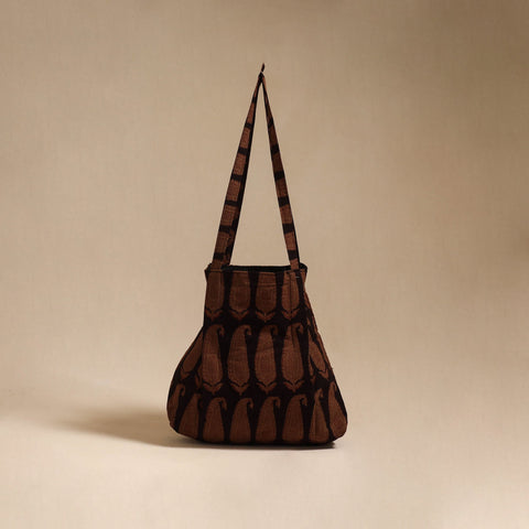 Handcrafted fabric jhola bag 36