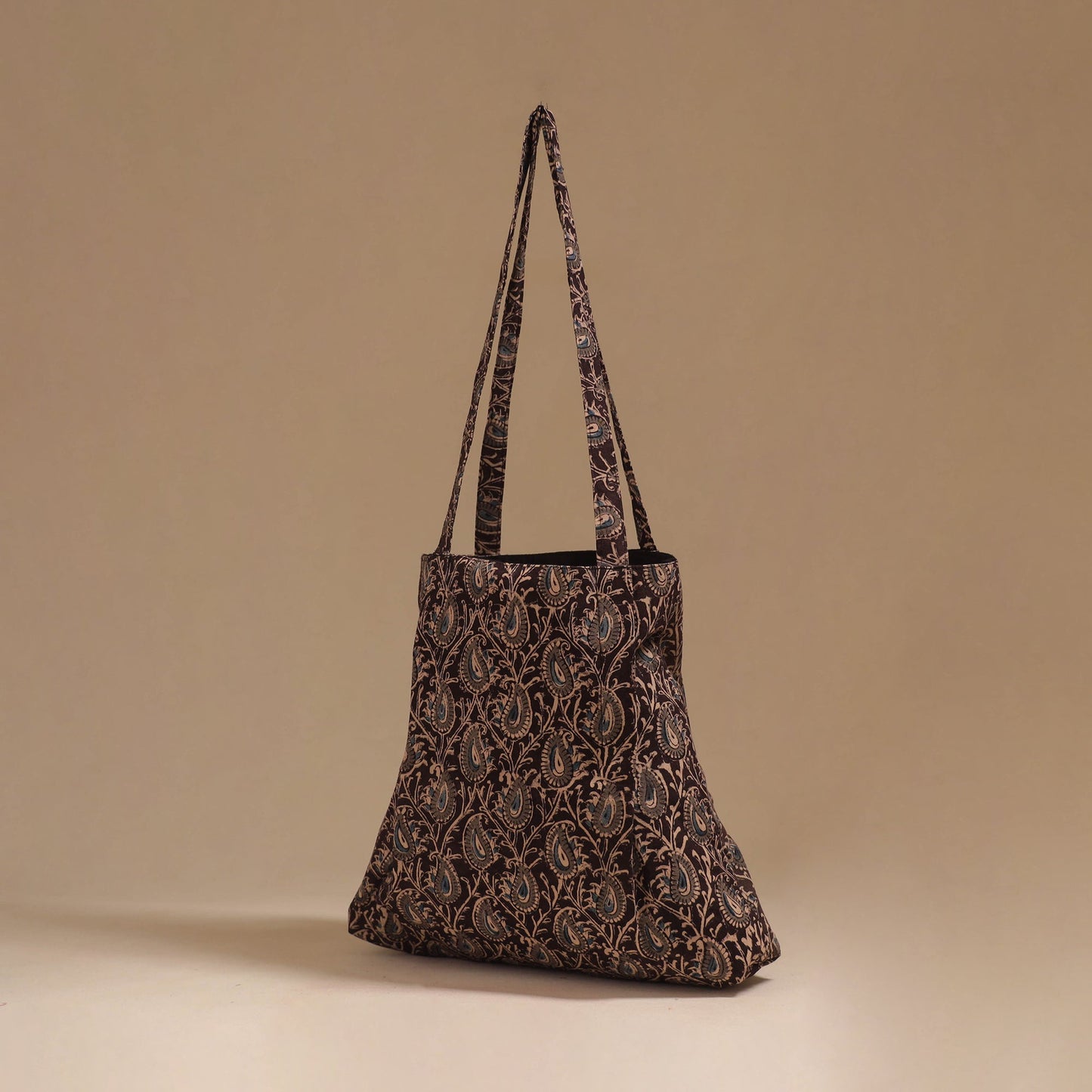 Handcrafted fabric jhola bag 68