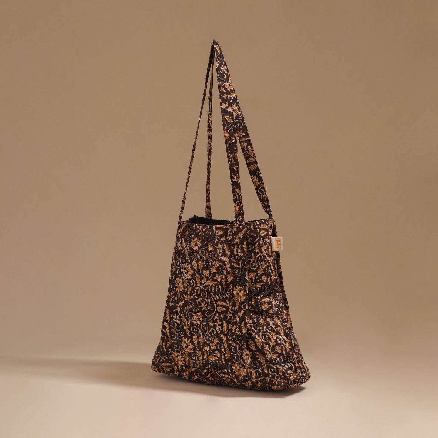 Handcrafted fabric jhola bag 82