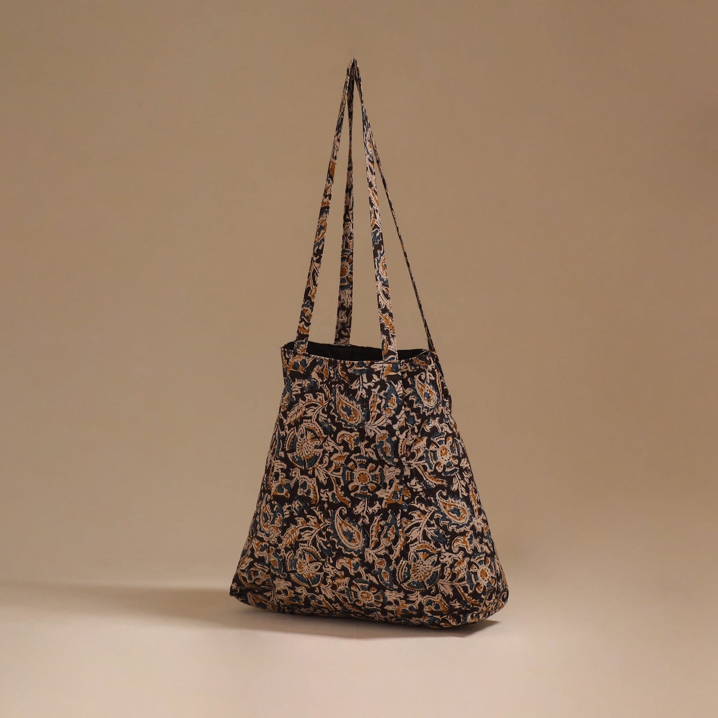 Handcrafted fabric jhola bag 86