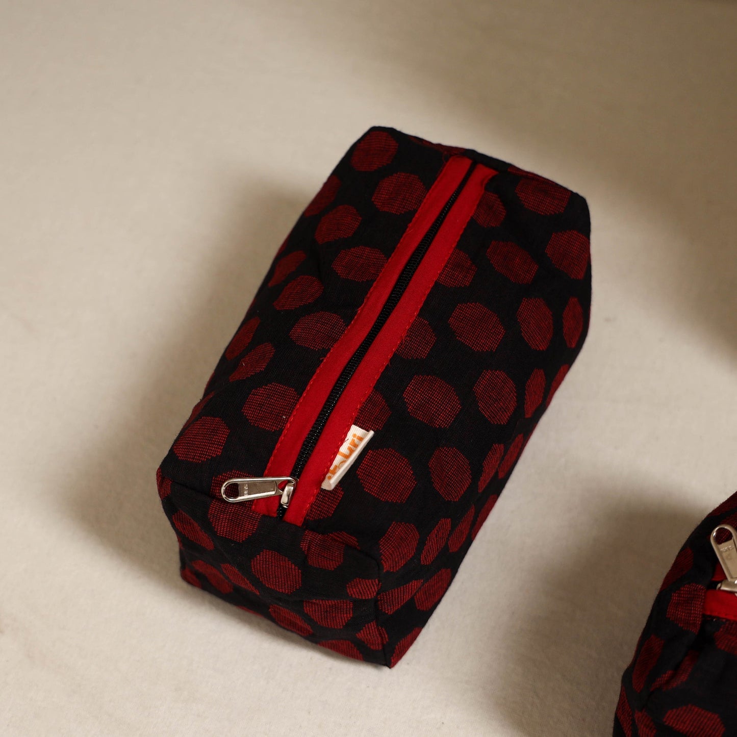 Handcrafted fabric toiletry bags (set of 3) 07