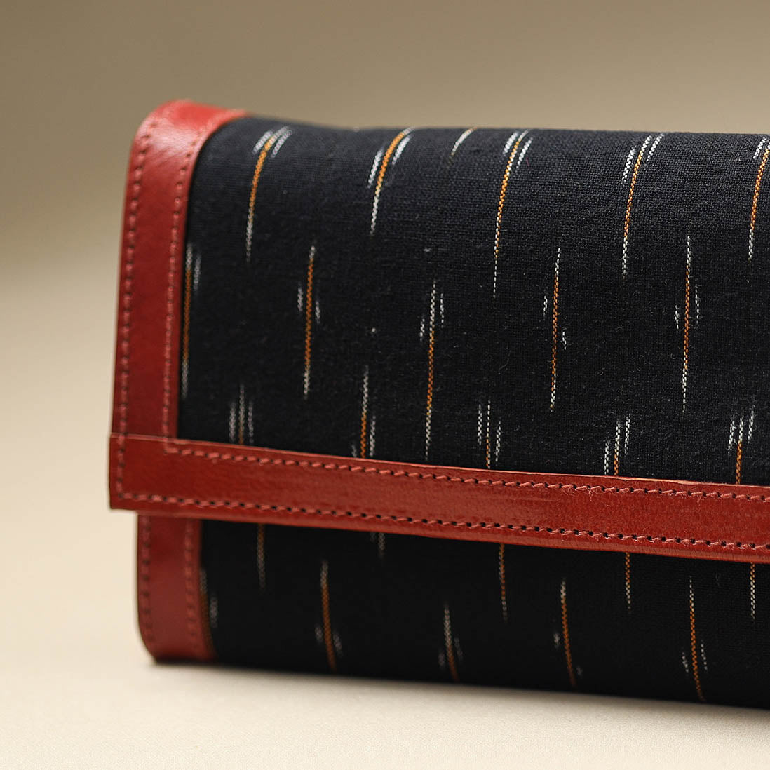 ikat wallet